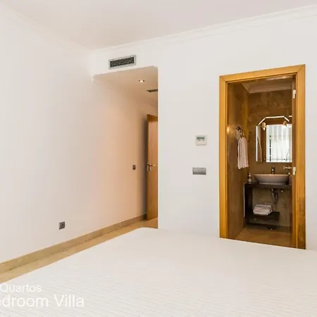 Akivillas Tavira Villa *