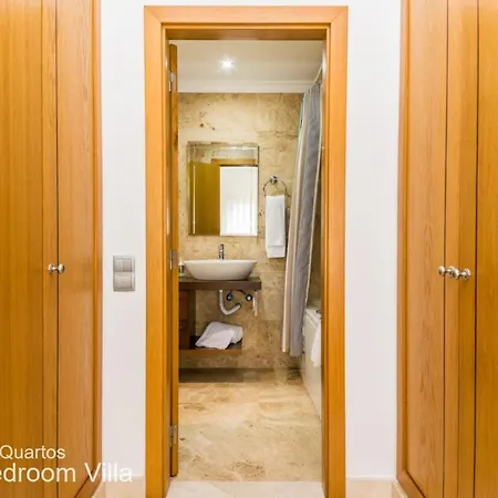 Akivillas Tavira Villa *