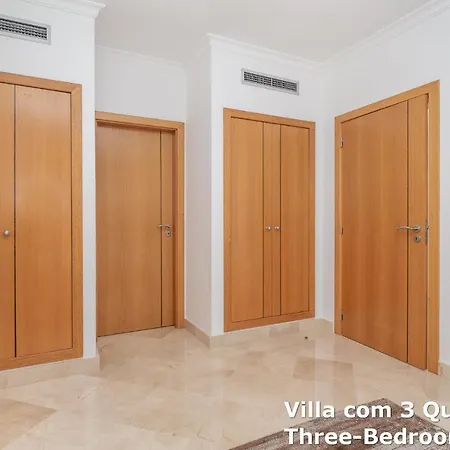 Akivillas Tavira *